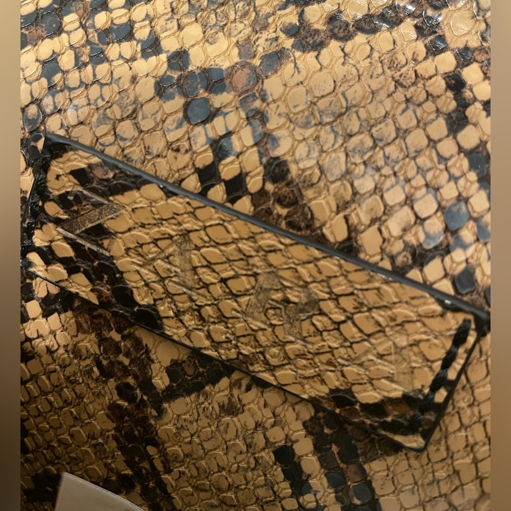 Zara Snake skin (Faux) Cross body bag. - Picture 6 of 6